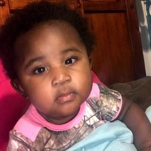 Meet your Posher, Yetta